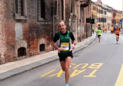  Alex Domenico Masino ha ottenuto il tempo di 3h30'58
